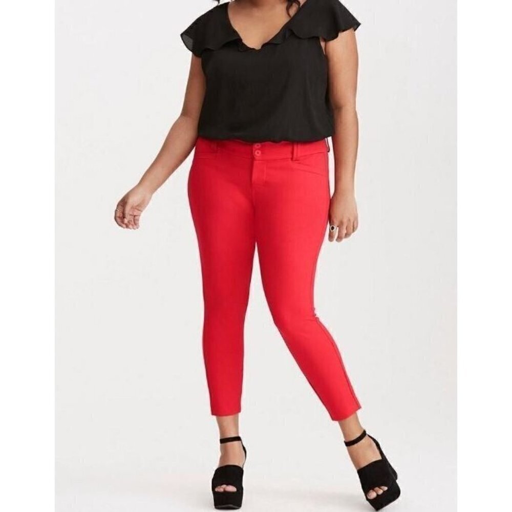 Torrid Pants Womens 26 Red Cropped Trousers Red All Nighter Ponte Knit Stretch